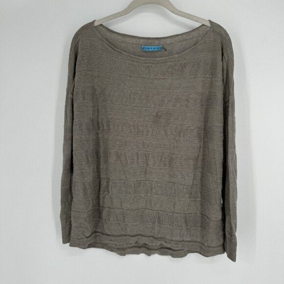 Alice + Olivia Tops - Alice + Olivia top womens medium M tan linen oversized coastal minimalist shirt